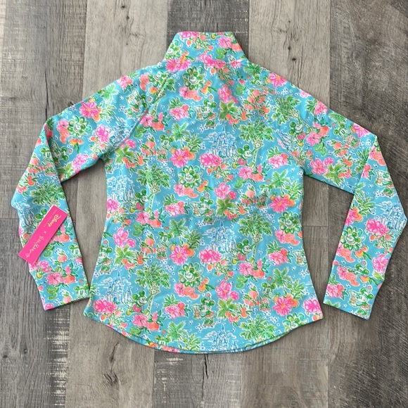 Lilly Pulitzer x Disney Mickey & Minnie Mouse Skipper Pullover - Picture 6 of 6